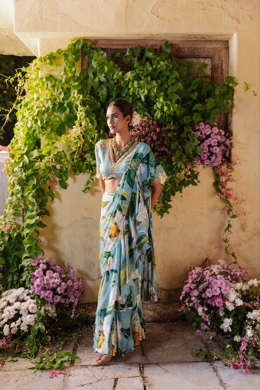 Gul-e-rangeen pre draped saree