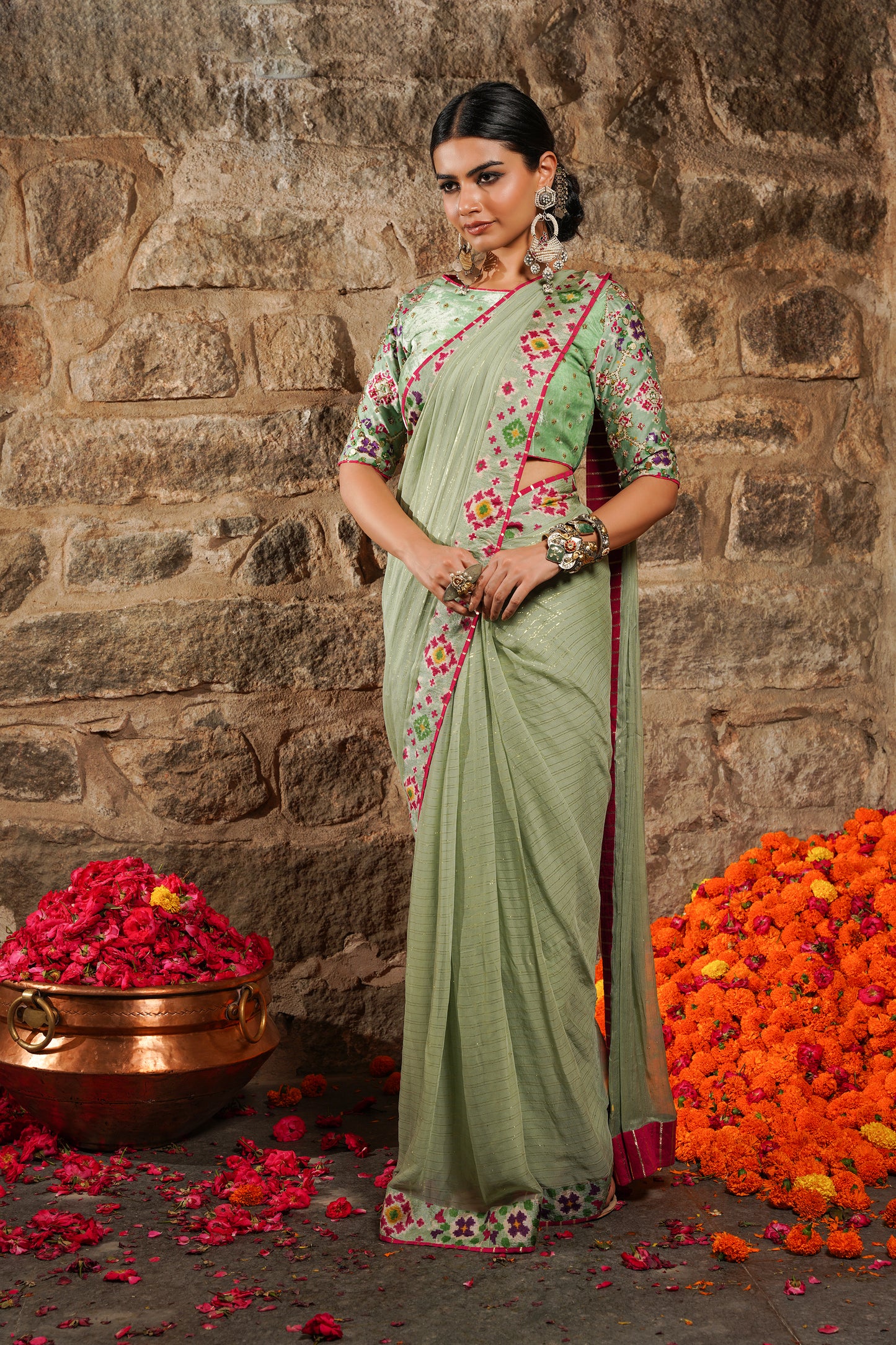 Gul Noor - Pink pre-draped saree