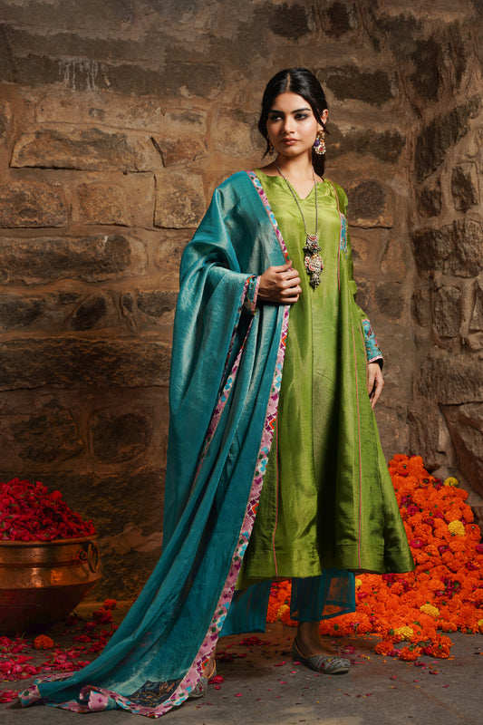 Gulzaar- lime green silk Kurti set