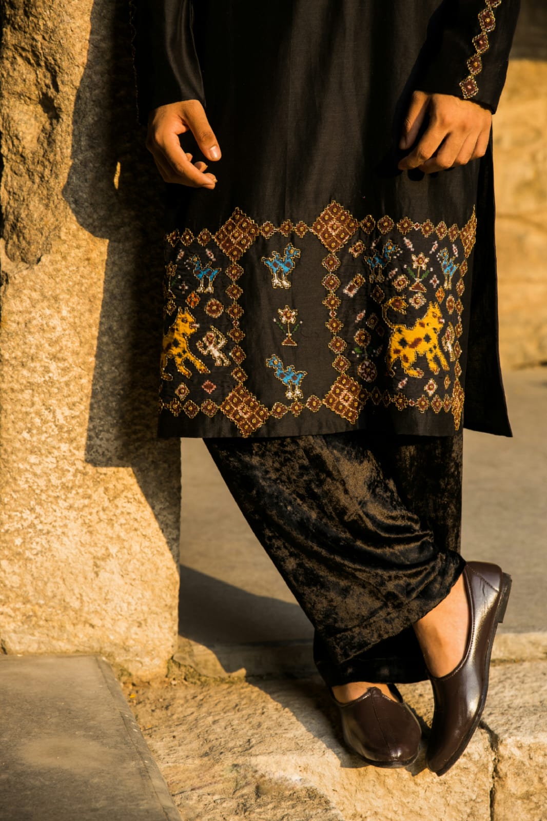 Sufi- black luxe embroidered kurta set