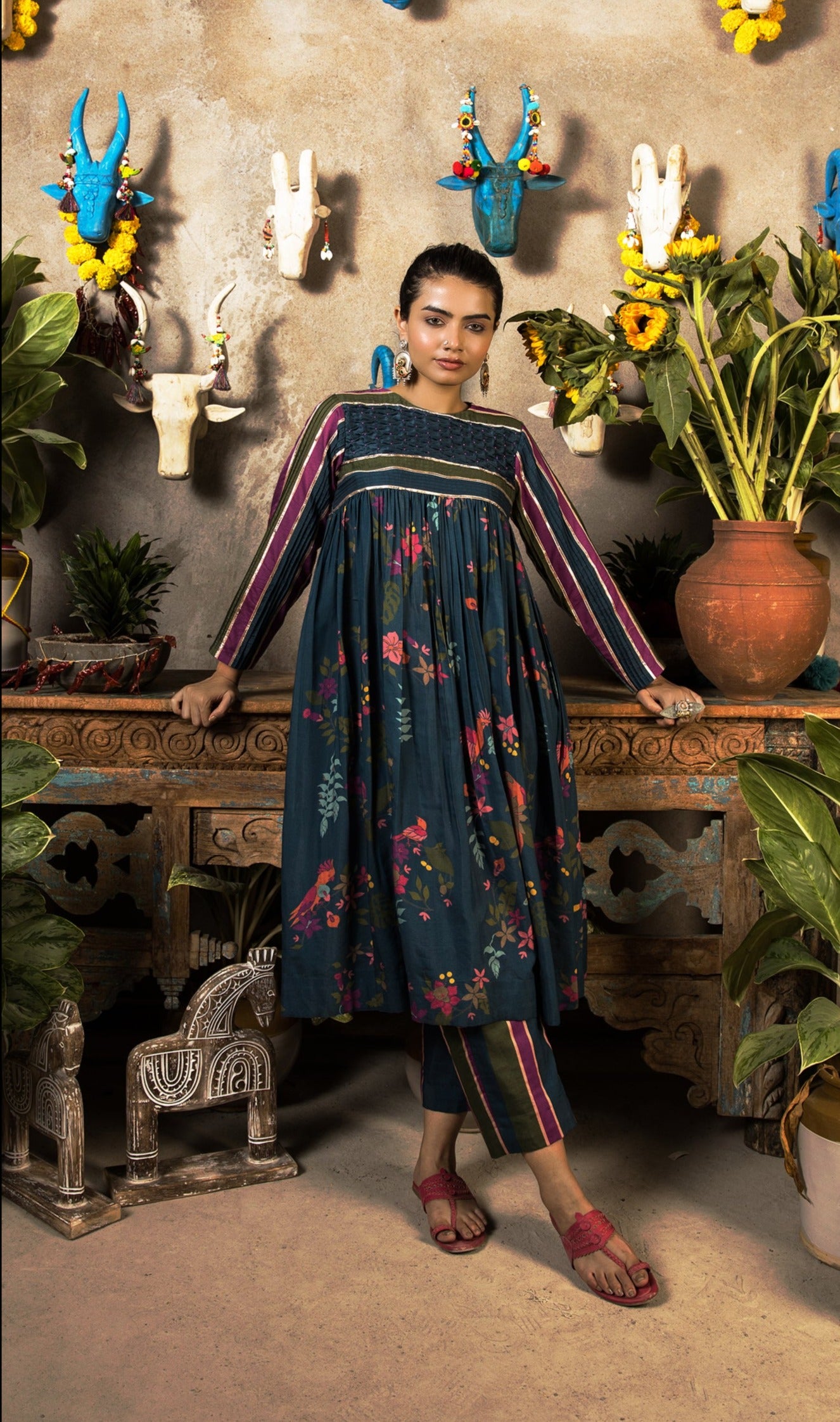 Faizy- Jamdyani  kurti set