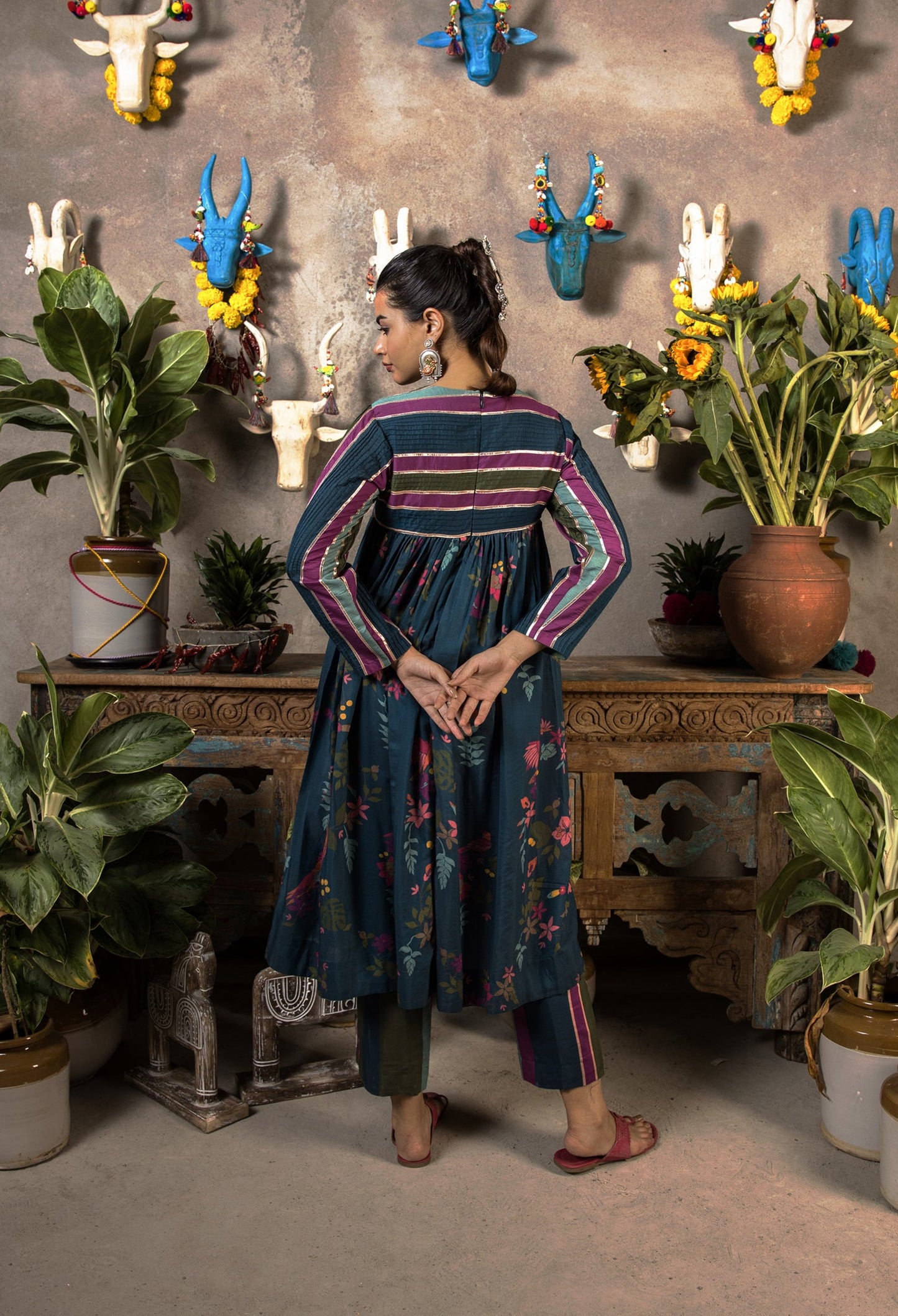 Faizy- Jamdyani  kurti set