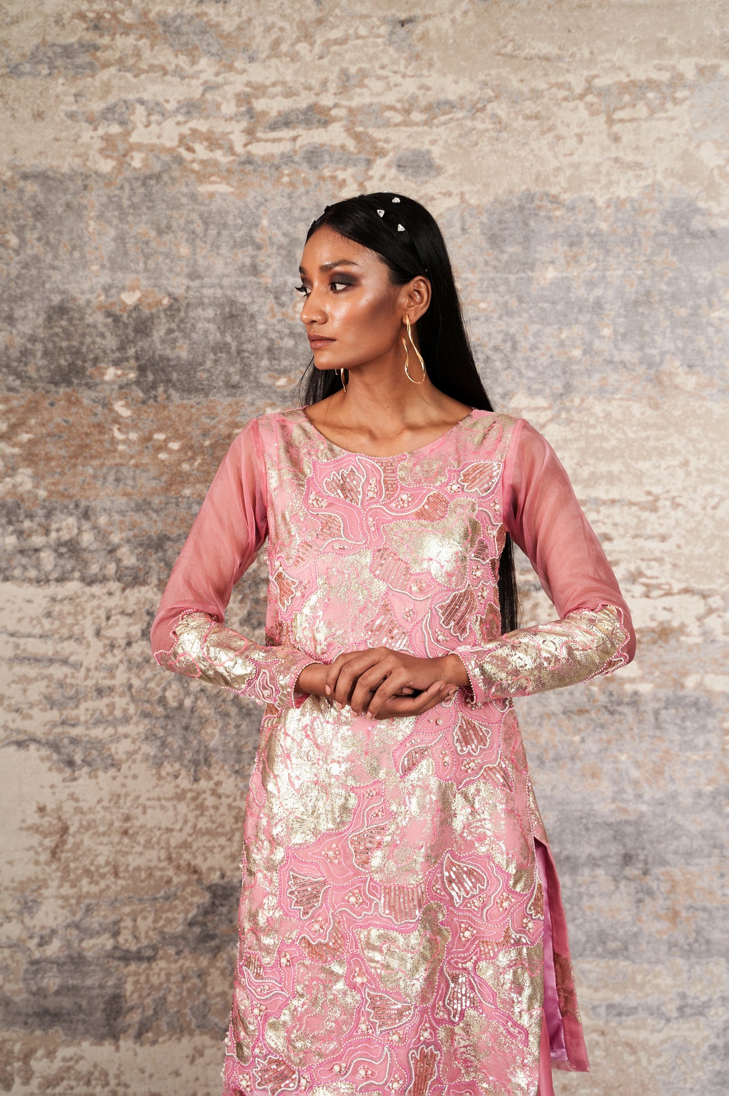 Déjouer-charm pink kurta set